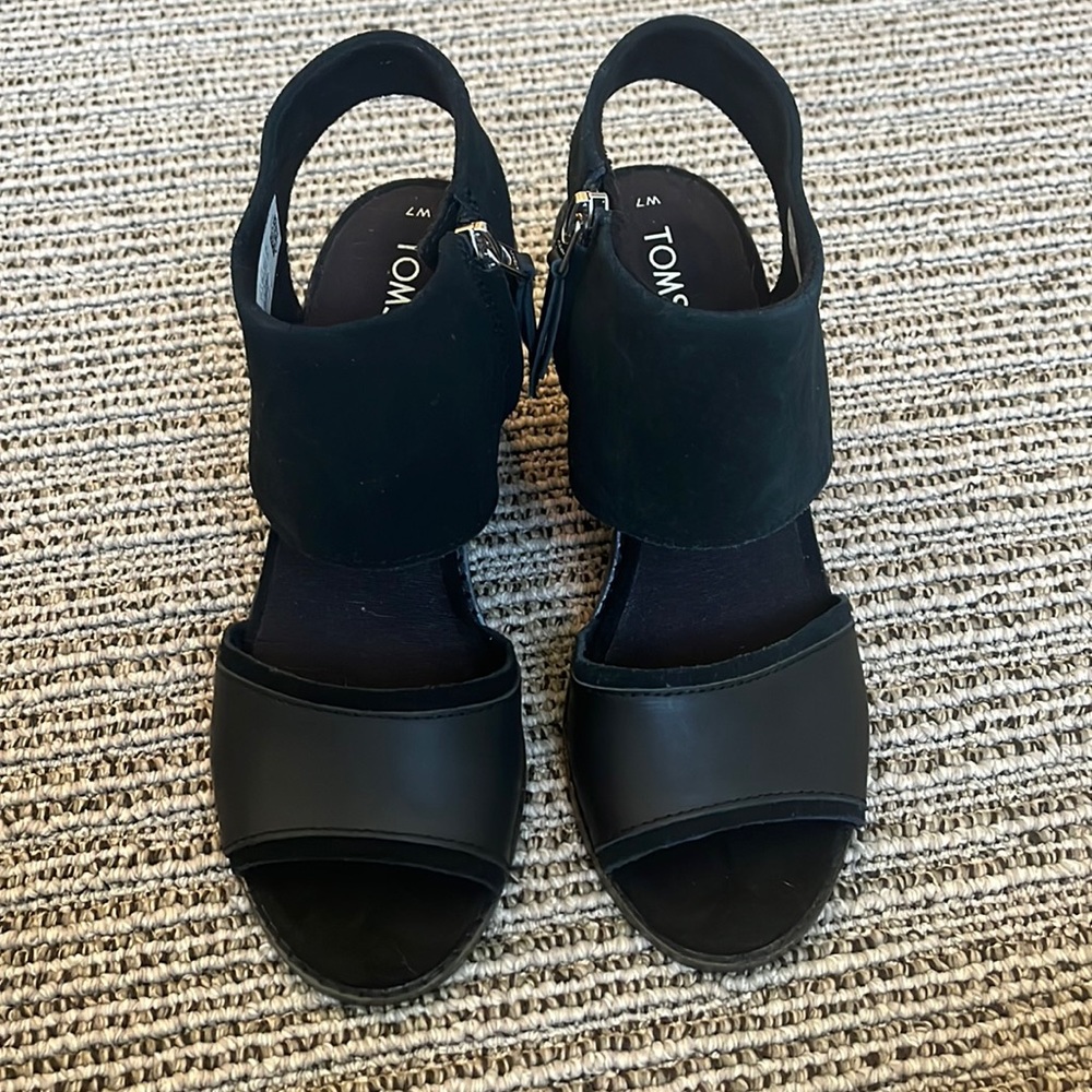 Toms Heels